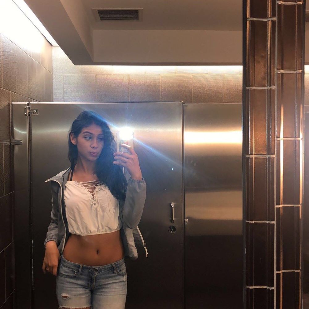 Meet your Posher, Kimberly